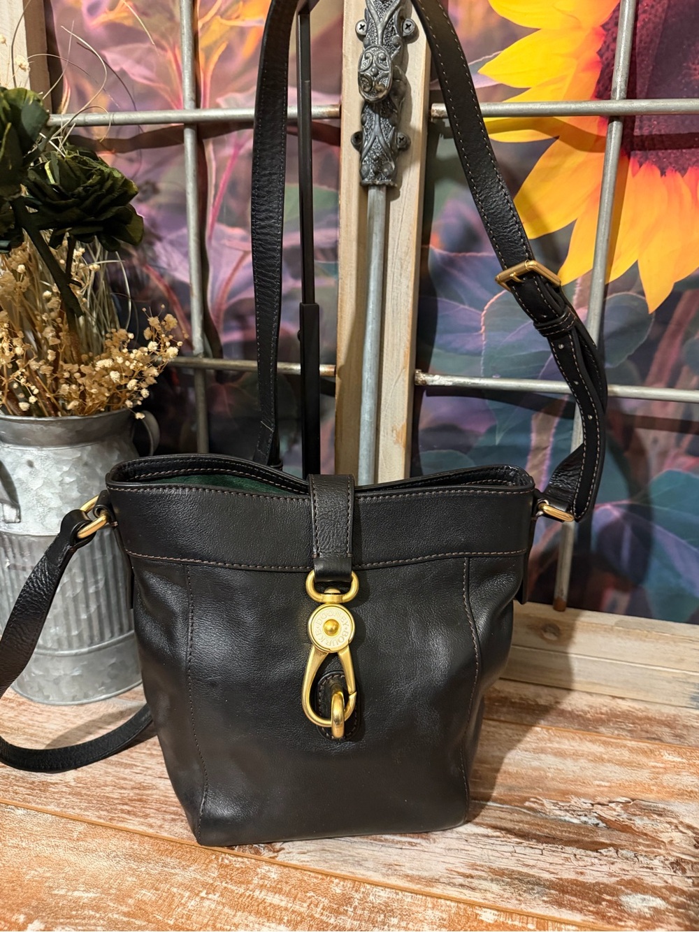 Dooney & Bourke Sadie Feed Bag - Picture 2 of 11